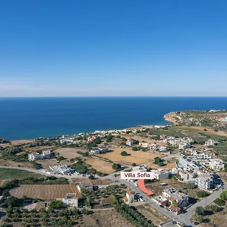 Holiday home 7 Bedroom With Pool, 700m From The Beach!