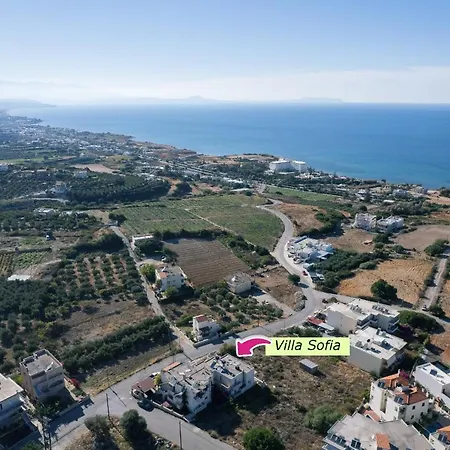 7 Bedroom With Pool, 700m From The Beach! Prinos (Crete)
