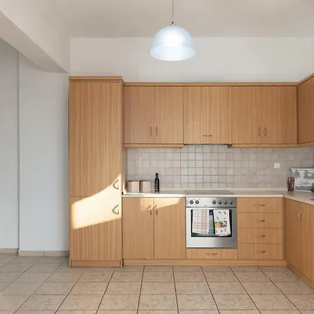 7 Bedroom With Pool, 700m From The Beach! * Prínos